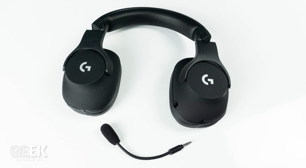 Throwback: Logitech G Pro vs HyperX Cloud Alpha