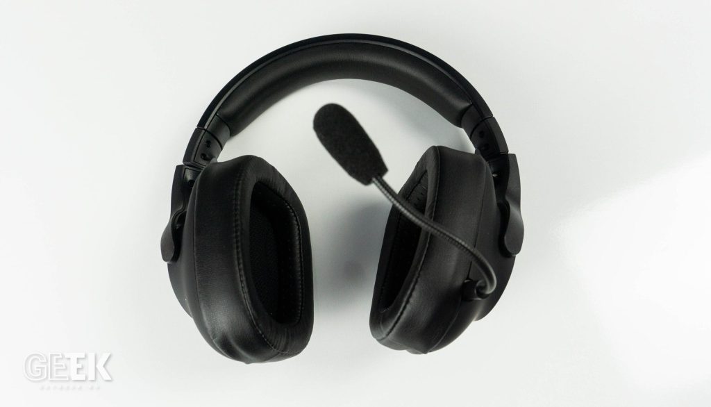 Throwback: Logitech G Pro vs HyperX Cloud Alpha