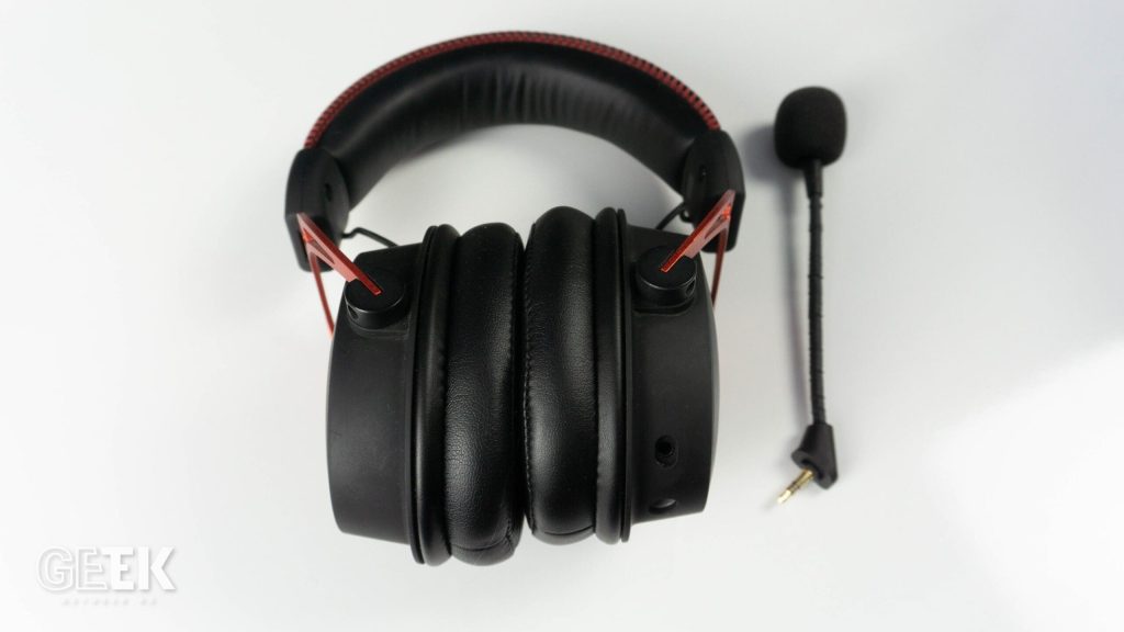 Throwback: Logitech G Pro vs HyperX Cloud Alpha