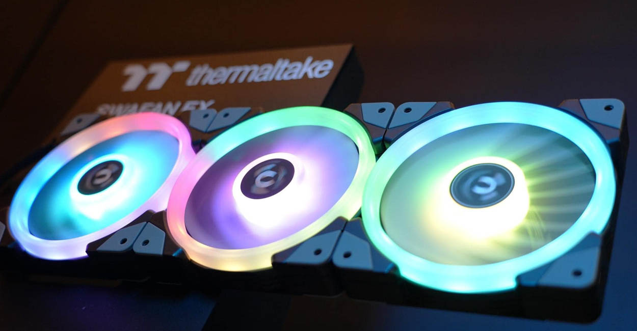 Thermaltake lanseaza SWAFAN EX12 si EX14 RGB