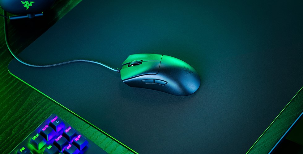 Razer lanseaza DeathAdder V3 Pro Faker Edition
