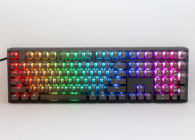 Ducky One 3 Aura are taste translucide