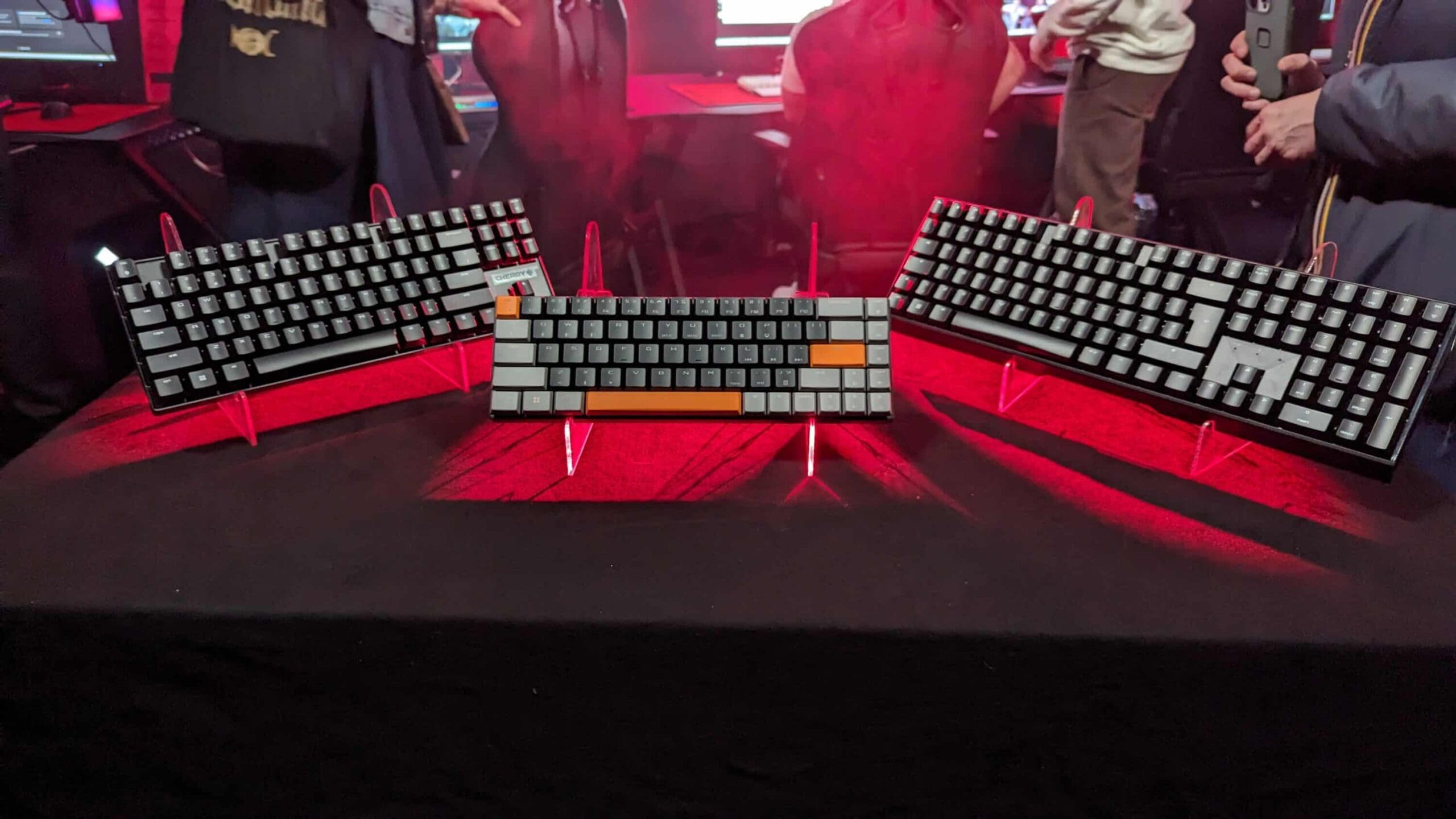 Cherry Xtrfy lanseaza 3 tastaturi wireless