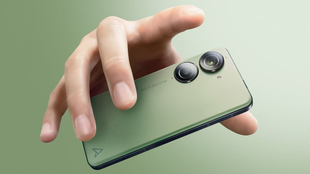 ASUS lanseaza Zenfone 10