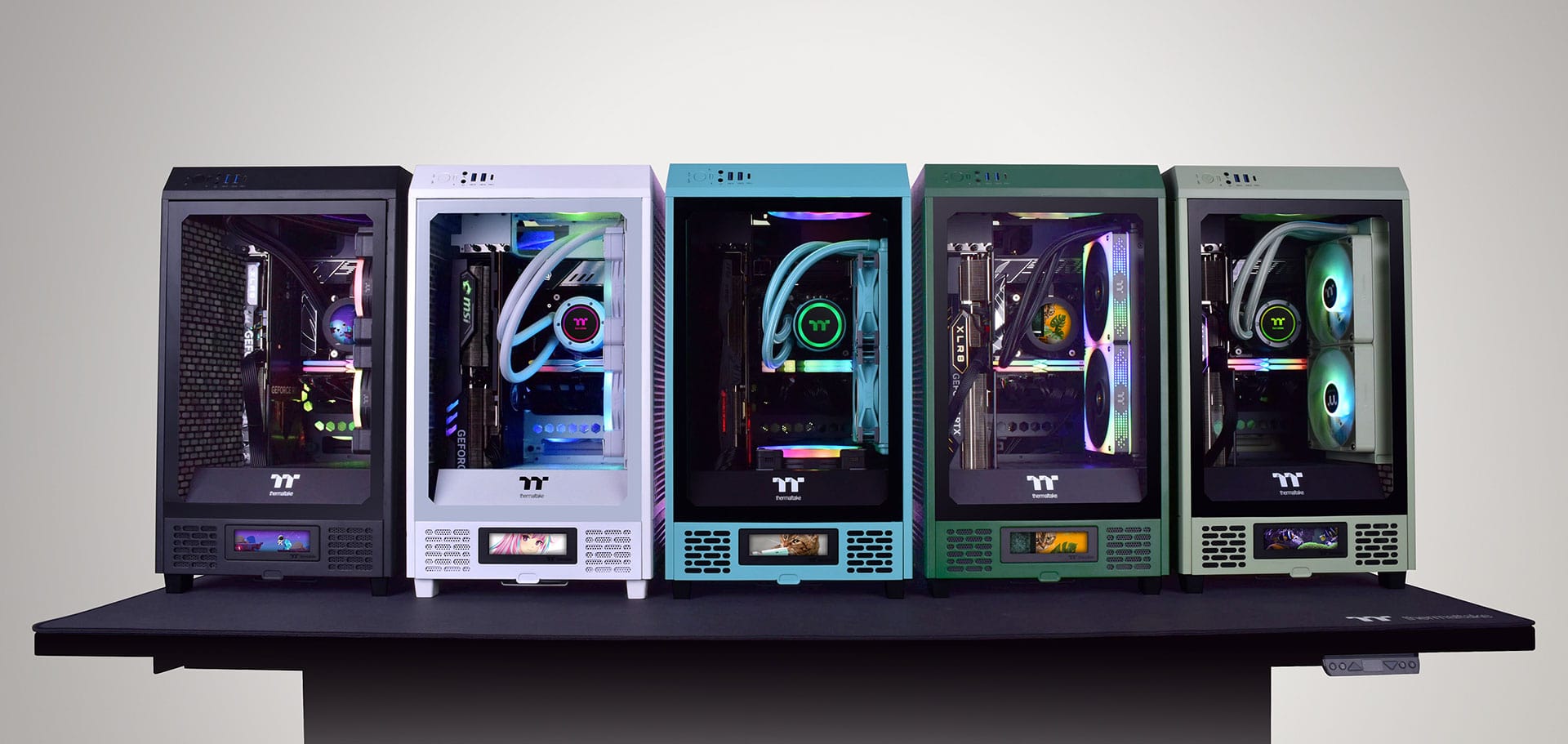 Thermaltake adauga culori verzi seriei Tower 200 Mini