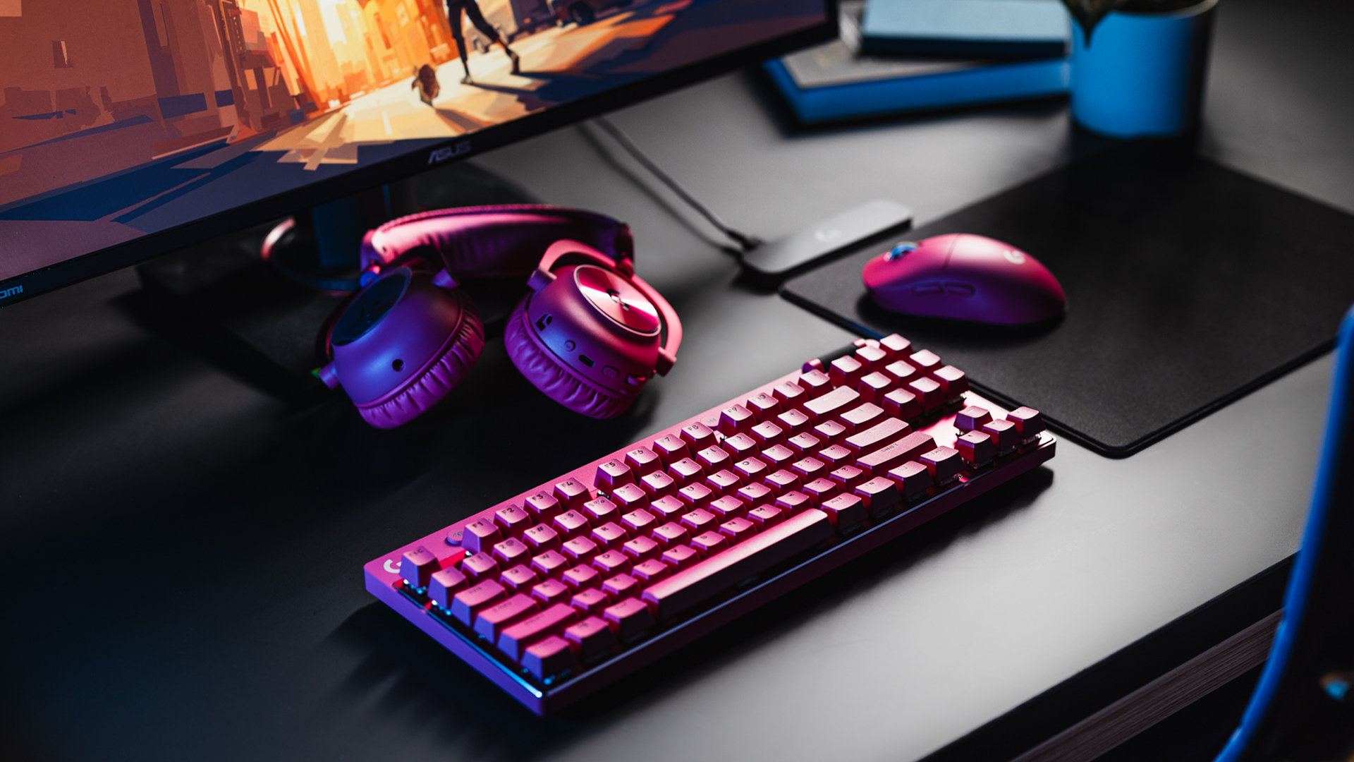 Logitech G introduce doua noi produse in seria Pro – mouse-ul Pro X Superlight 2 si tastatura Pro X TKL