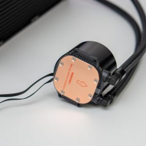 Review AQIRYS Hydra 360 AIO