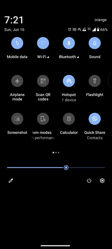 Review ASUS Zenfone 11 Ultra - face competitie marilor flagship-uri