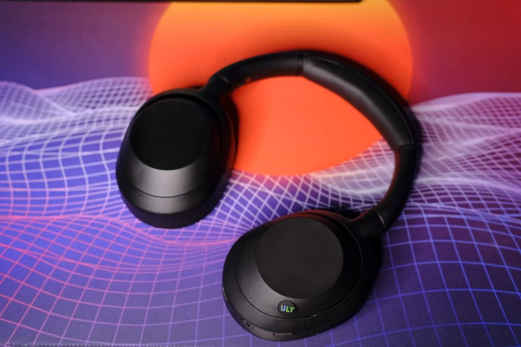 Review Sony ULT WEAR
