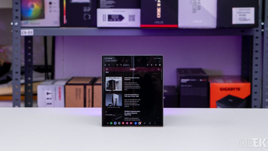 Review Samsung Galaxy Fold 6 - Communicator-ul zilelor noastre