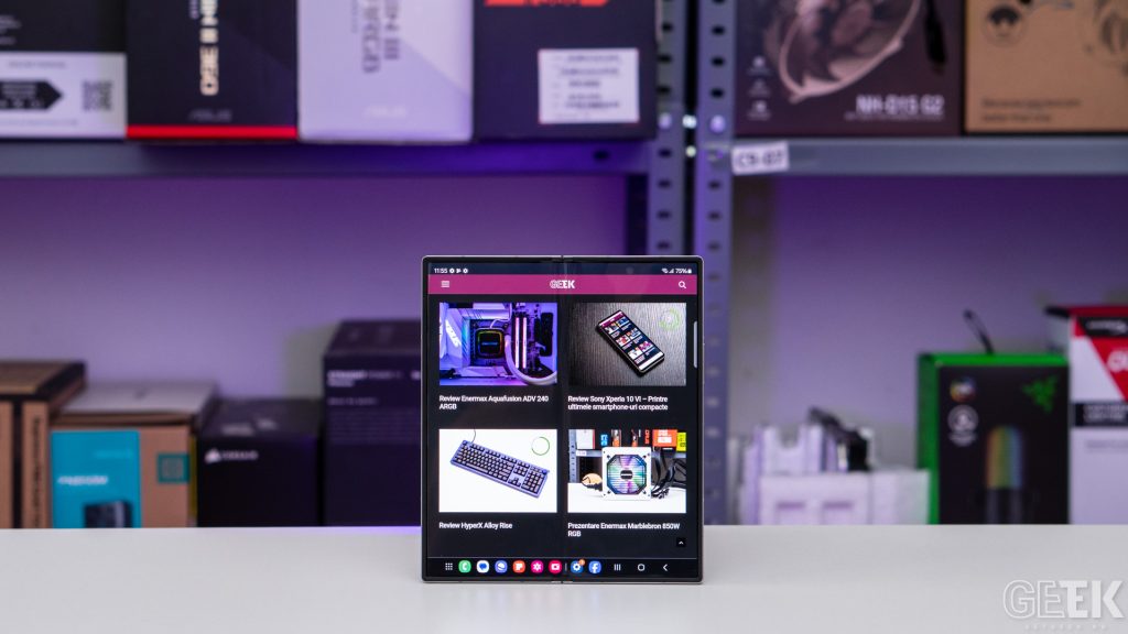 Review Samsung Galaxy Fold 6 - Communicator-ul zilelor noastre