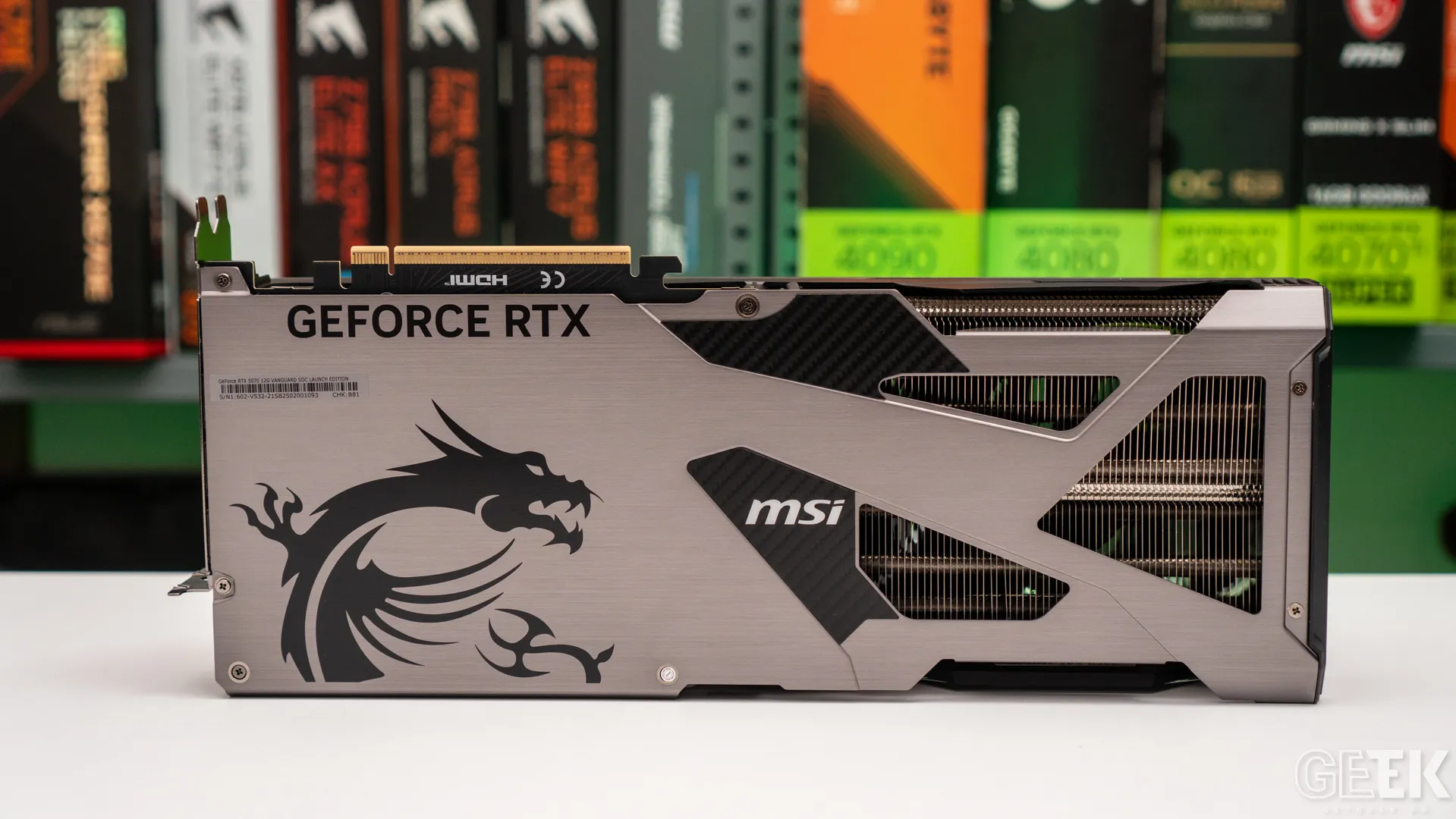 Review MSI GeForce RTX 5070 12GB VANGUARD SOC