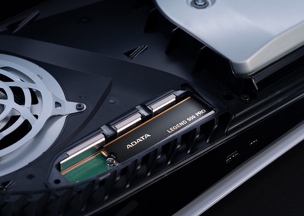 ADATA lanseaza LEGEND 900 PRO