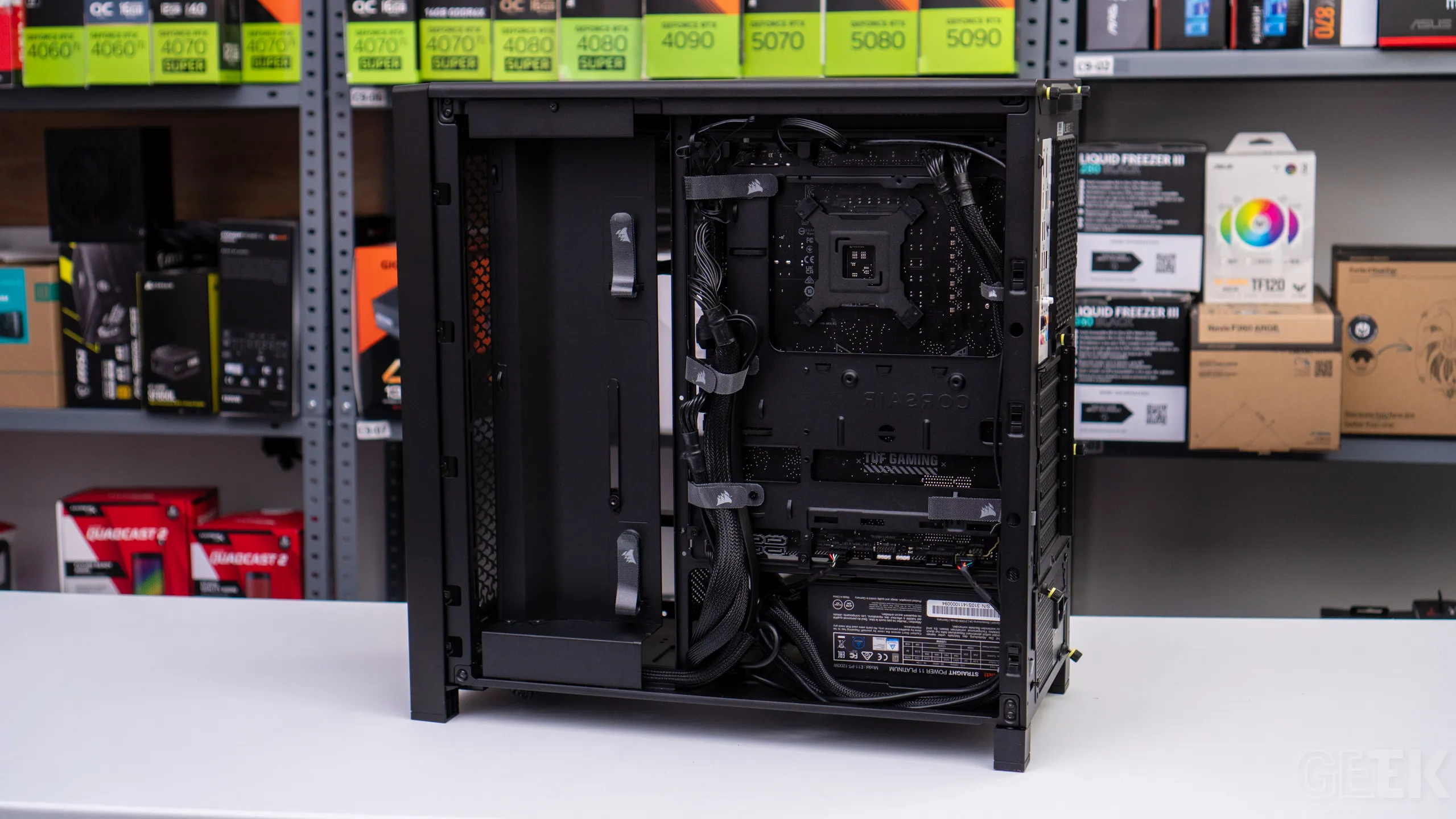Review CORSAIR FRAME 4000D