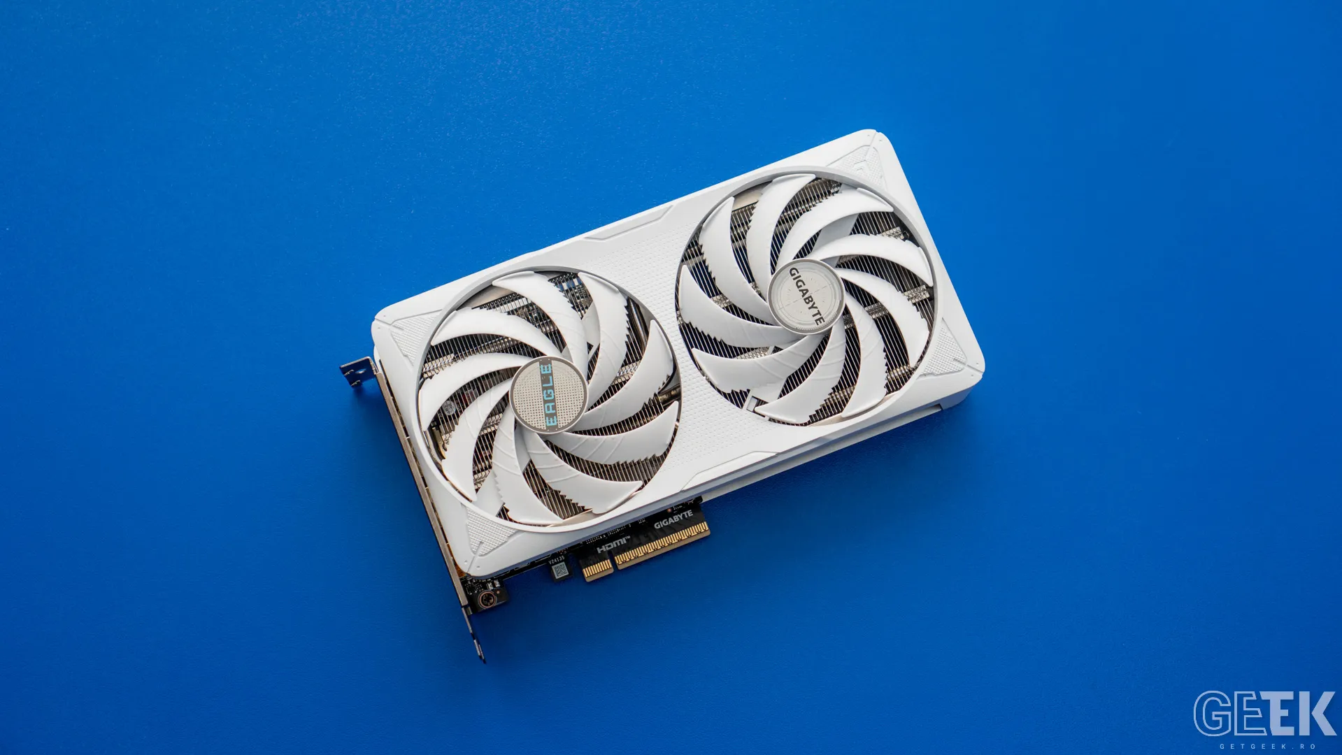 Review GIGABYTE GeForce RTX 5060 Ti EAGLE OC ICE 16GB