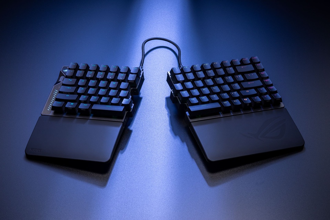 ASUS lanseaza la Computex 2025 tastatura de gaming ROG Falcata