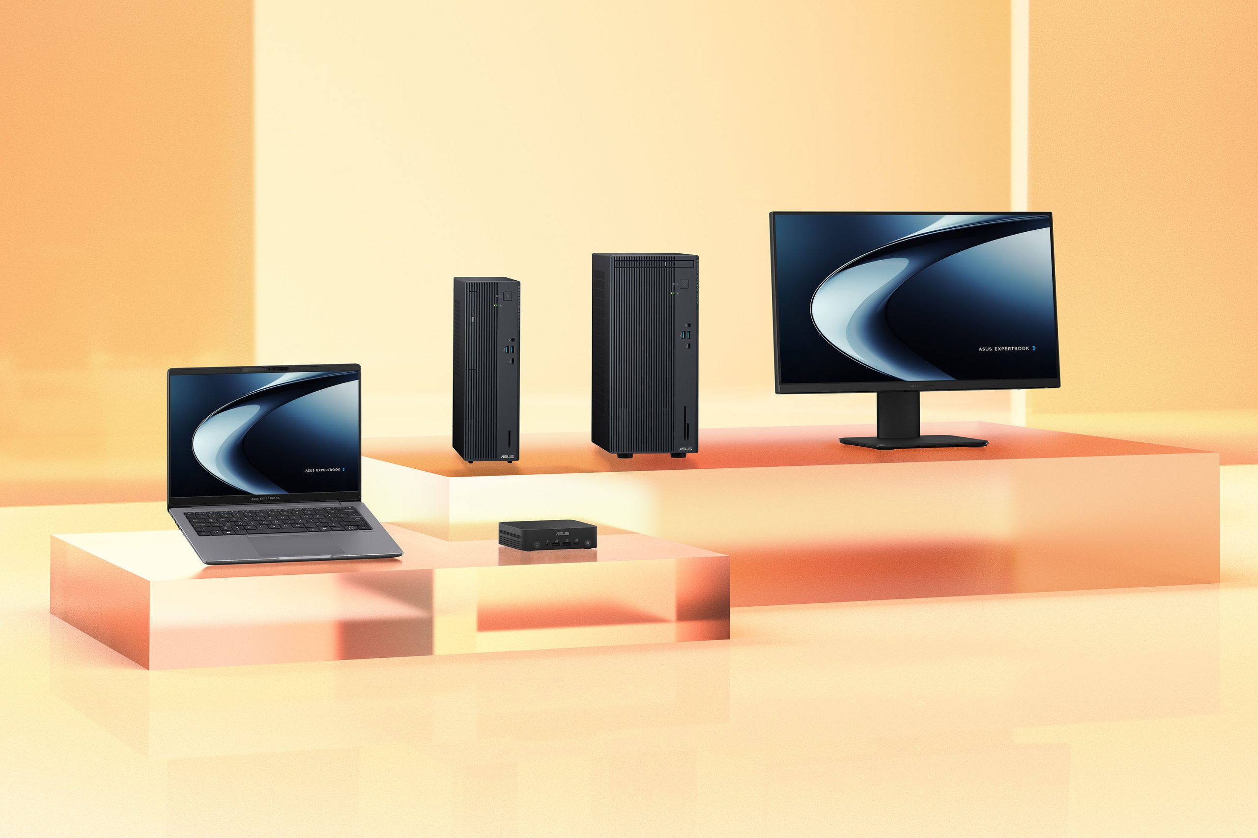 ASUS lanseaza PC-uri Copilot+ din seria ASUS Expert P la COMPUTEX 2025
