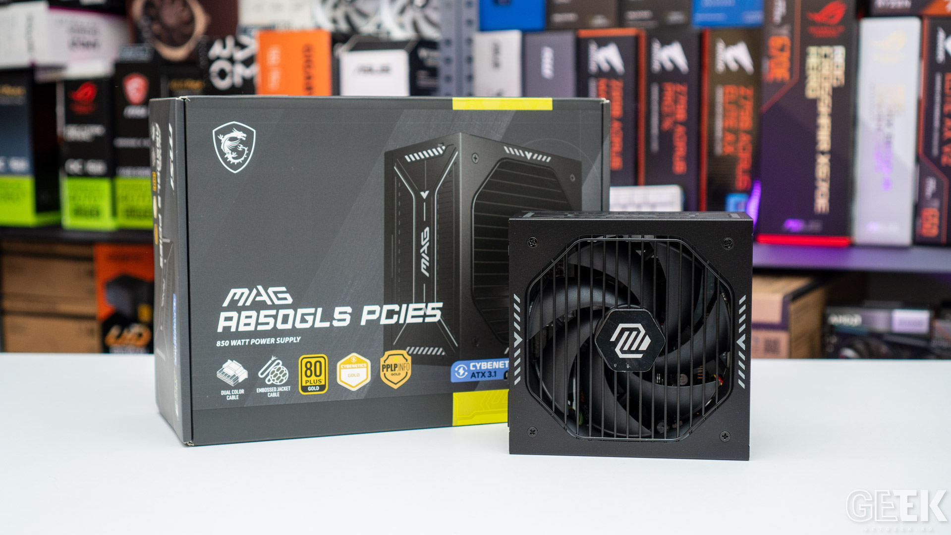 Prezentare MSI MAG A850GLS PCIE5