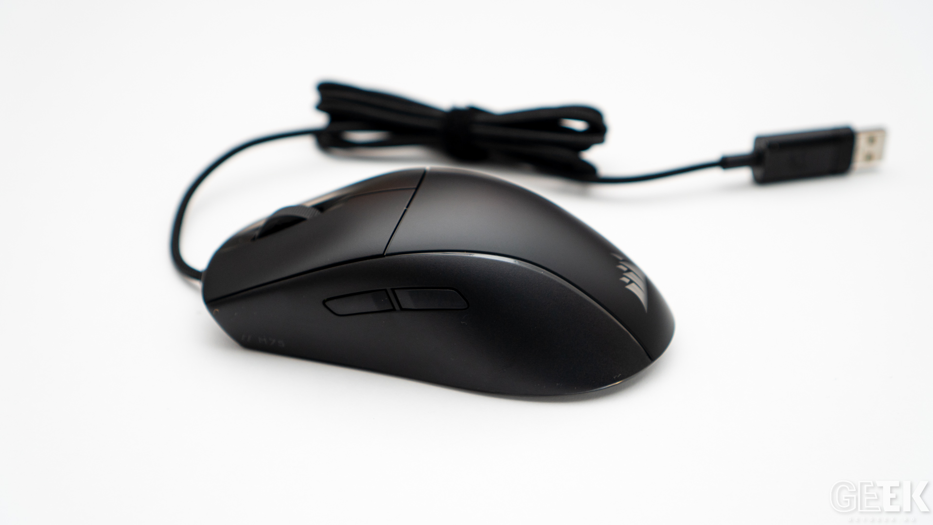 Review CORSAIR M75