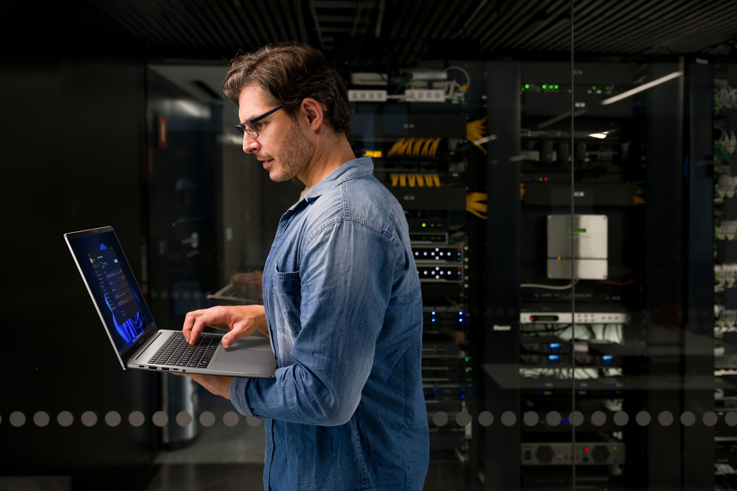 ASUS publica raportul Future of SMB 2025, aratand cum AI si parteneriatele sustin expansiunea IMM-urilor