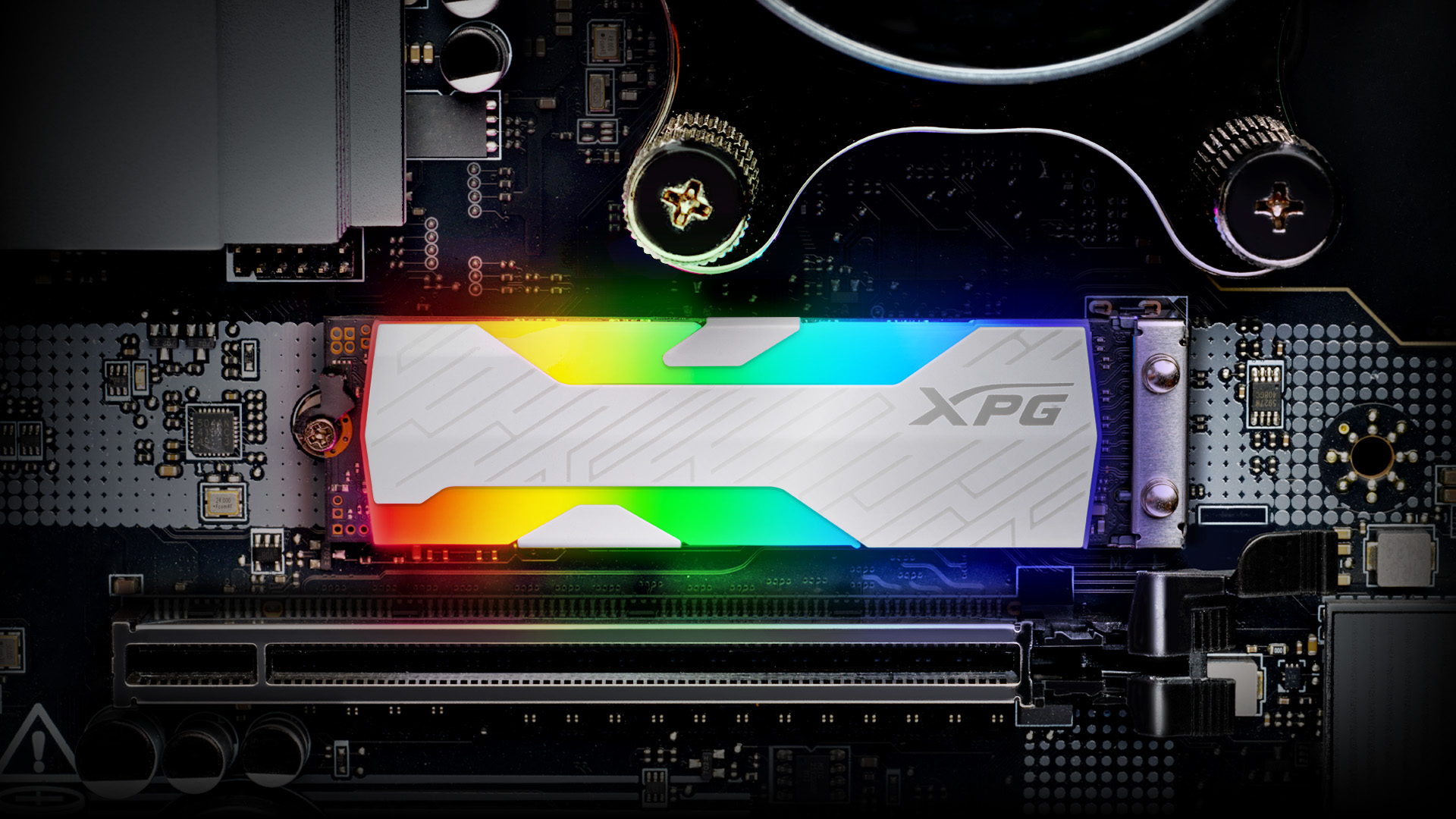 ADATA lanseaza SSD-ul XPG SPECTRIX S65G RGB Gen4