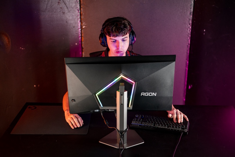 AGON by AOC lanseaza AGON PRO AG276QKD2