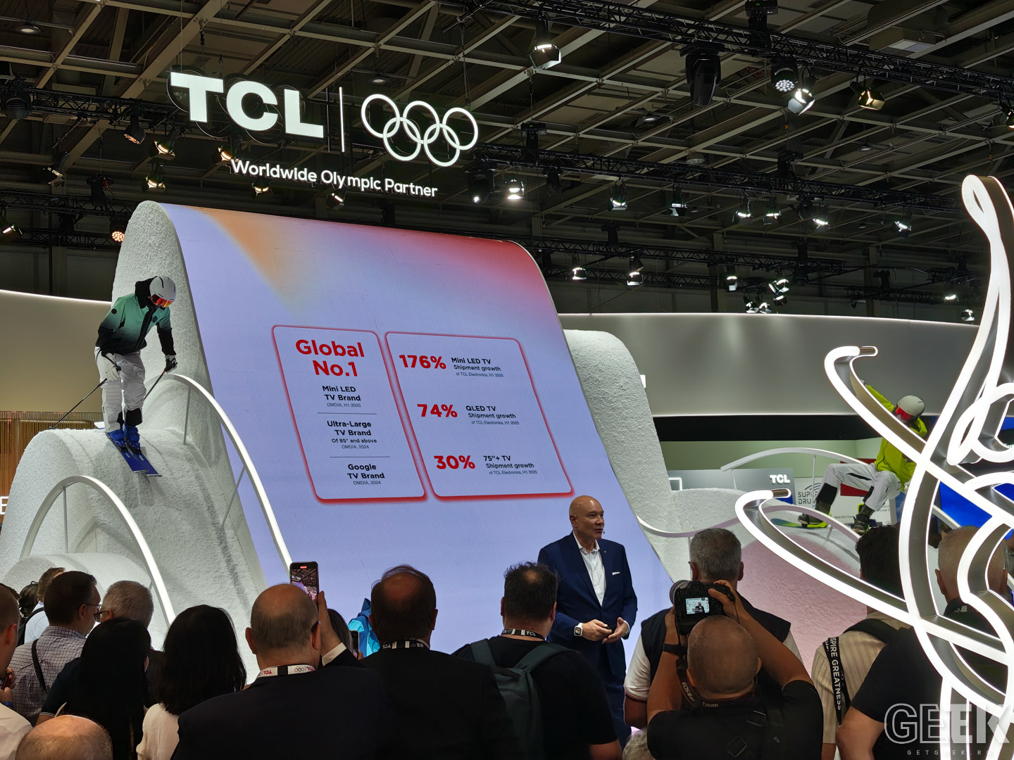 TCL aduce la IFA 2025 cele mai mari televizoare QD-Mini LED si noi inovatii smart home