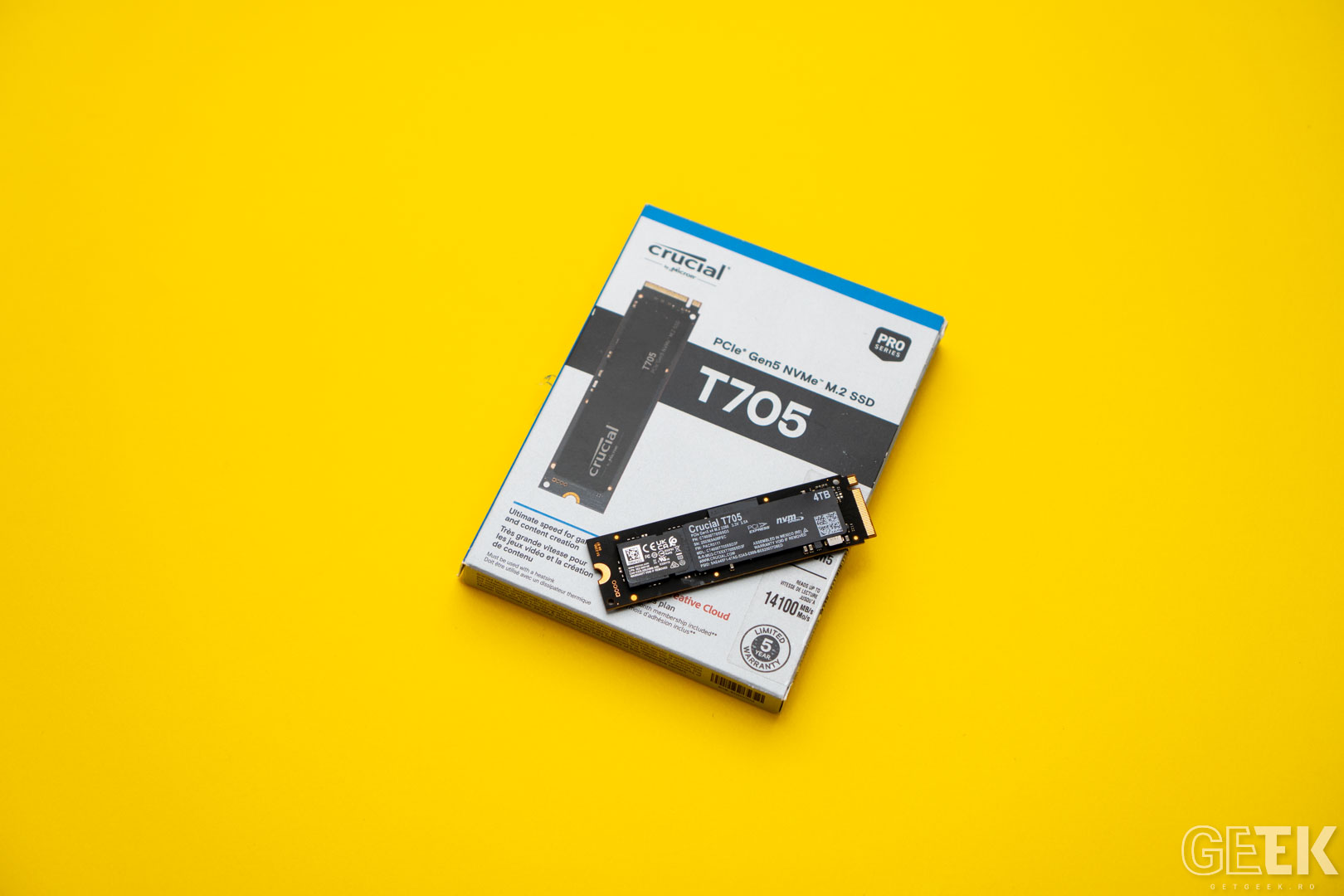 Review Crucial T705 4TB