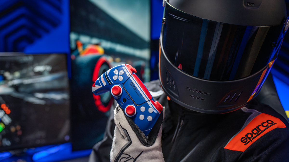 SCUF Gaming lanseaza controller-ul Valor Pro Wireless Oracle Red Bull Sim Racing