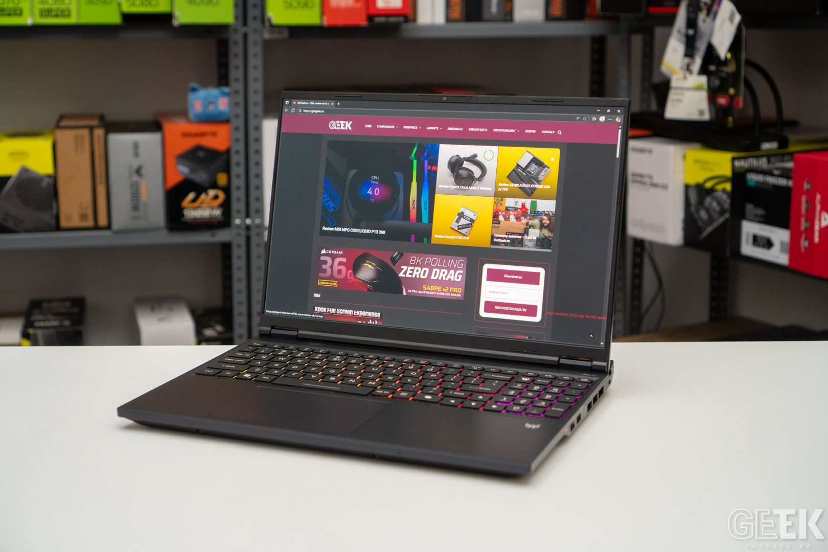 Acer Predator Helios Neo 16 AI PHN16-73
