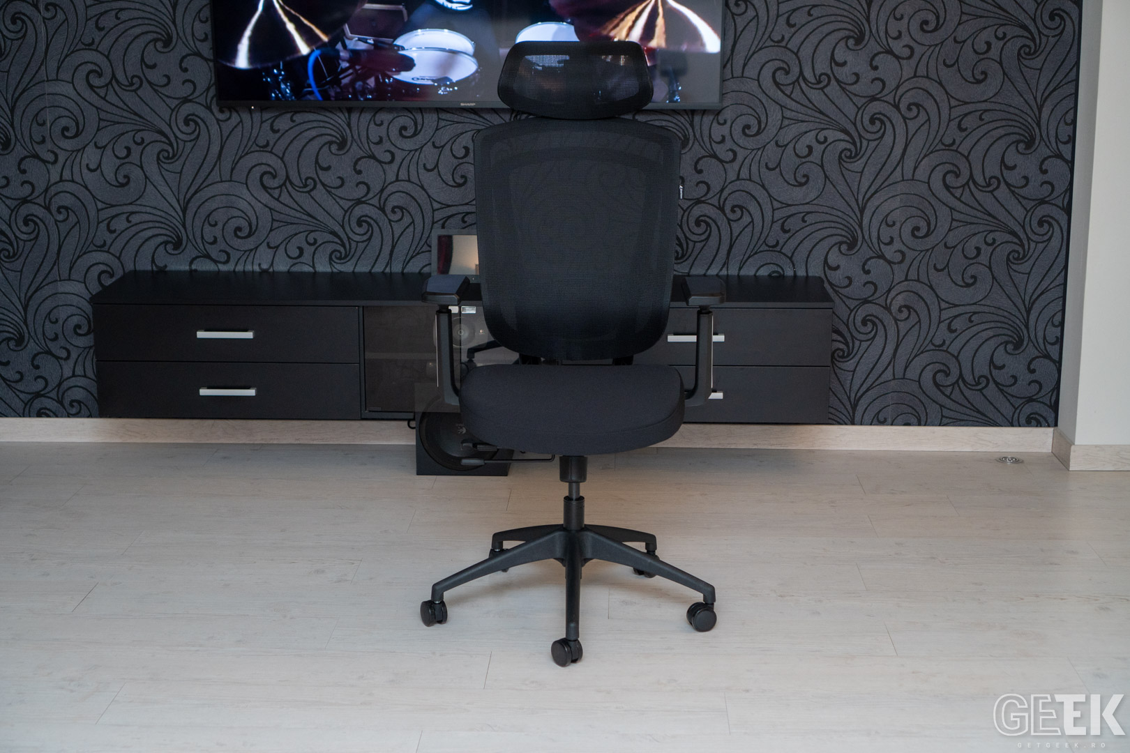 Prezentare Sharkoon OfficePal C20