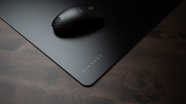 CORSAIR lanseaza noua gama de mousepad-uri MM