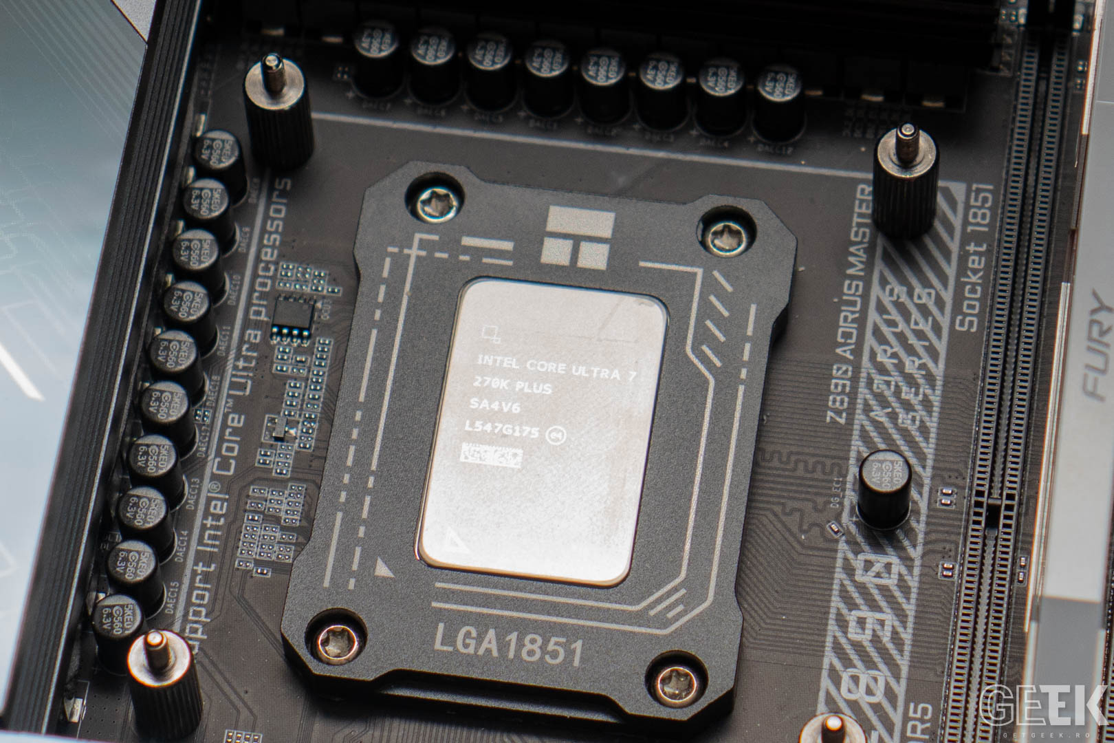Review Intel Core Ultra 7 270K Plus
