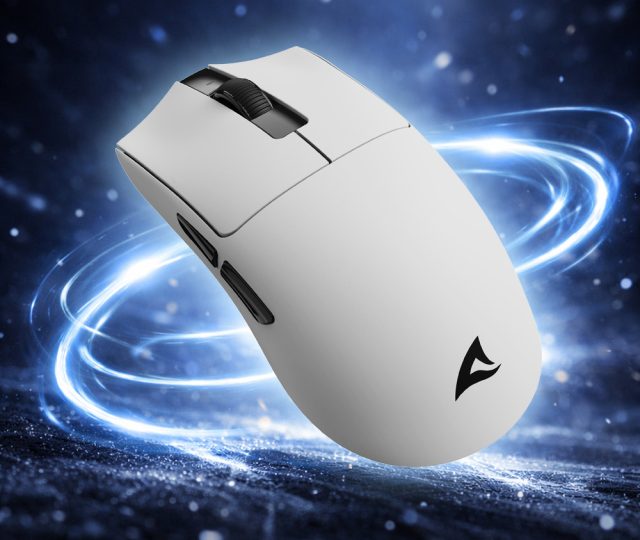 Sharkoon lanseaza mouse-ul FIREGLIDER One