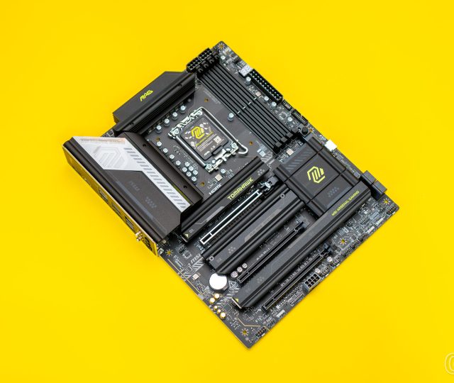Prezentare MSI MAG Z890 Tomahawk WIFI II
