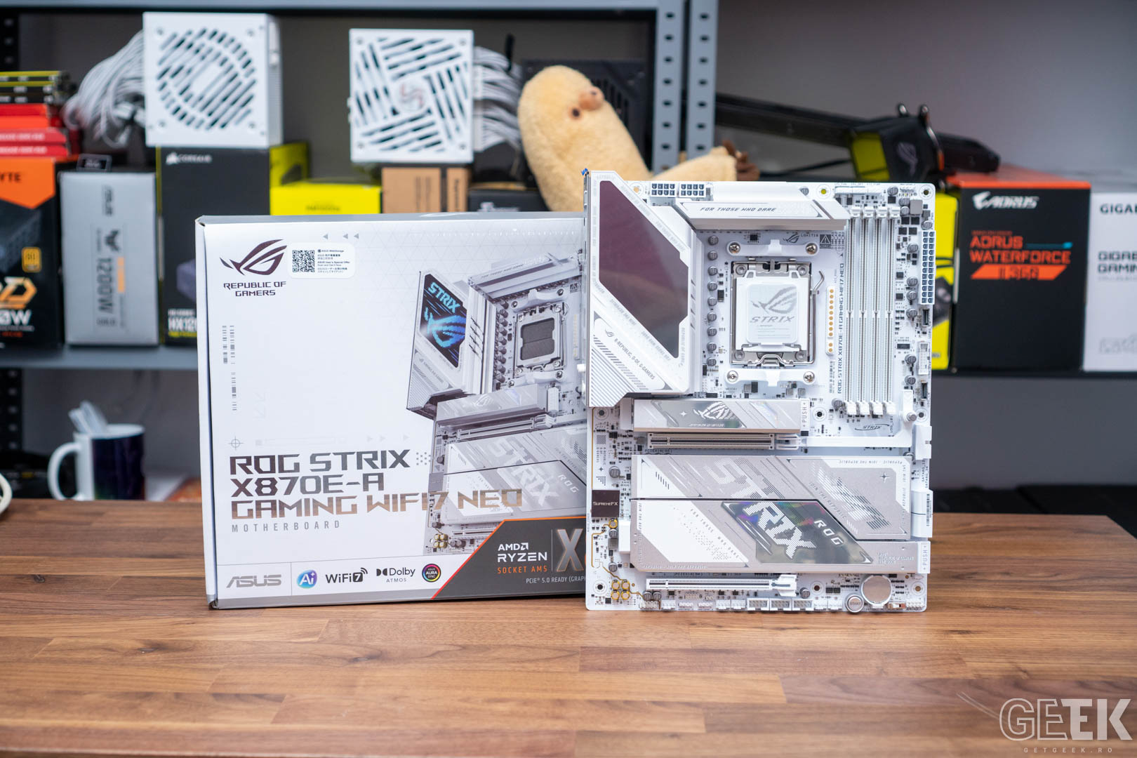 Prezentare ROG Strix X870E-A Gaming WIFI 7 Neo